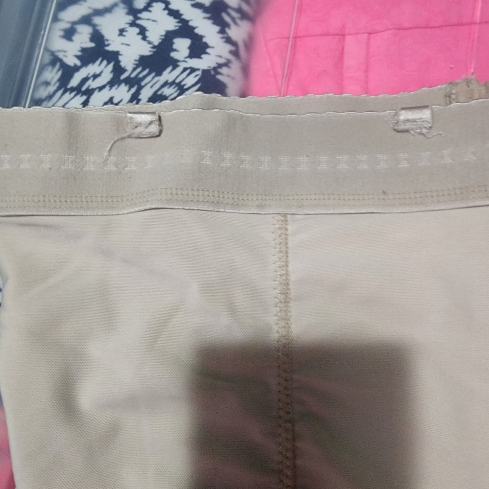 VEUC Lipo Post-Op High-waisted Side zip Compression Garment w/Booty Detailing - Picture 10 of 14